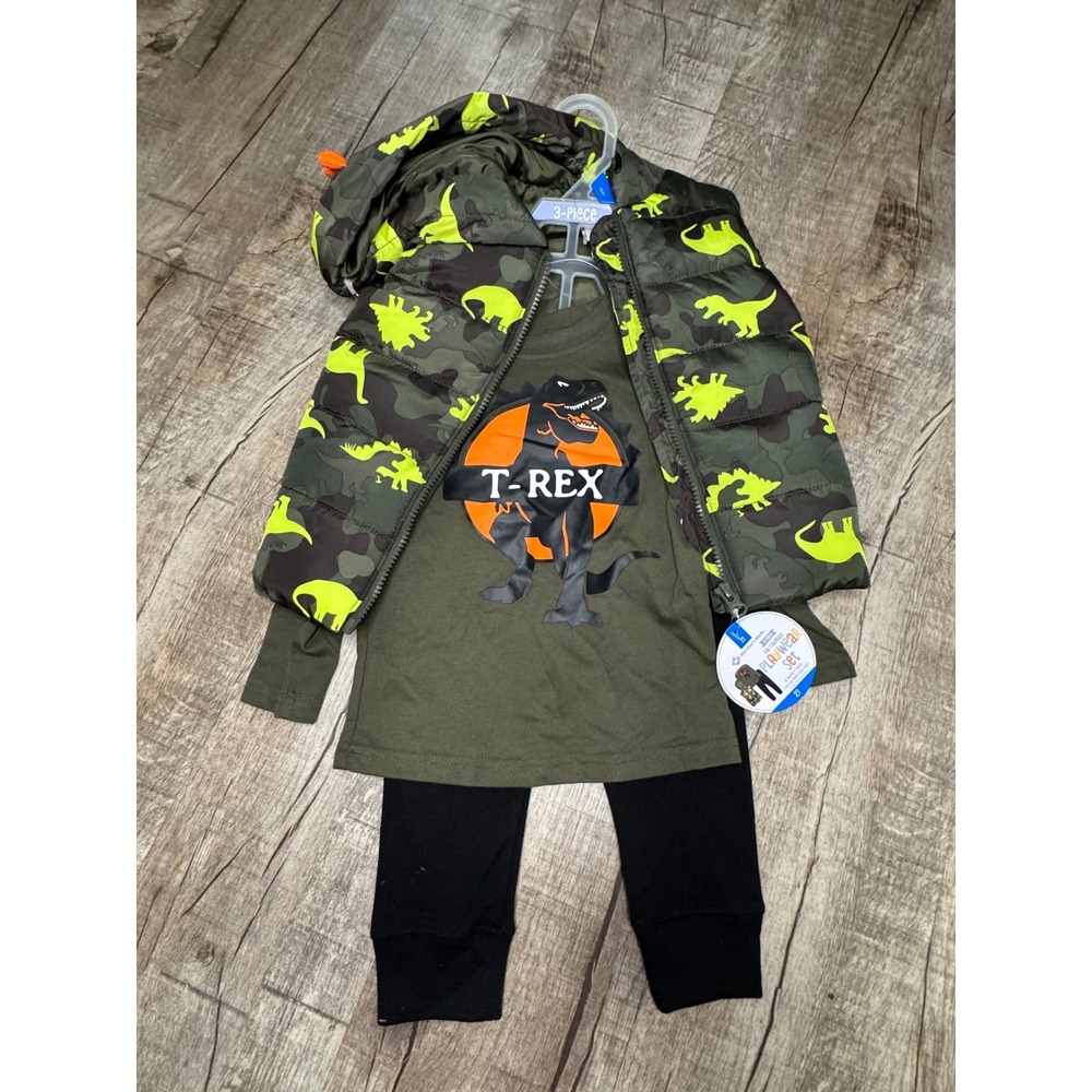 Members Mark Kids 2T 3-Piece Dinosaur Puffer Vest Shirt Jogger Set Camo Green